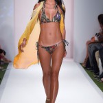 Sirenes De Soleil 2017 Collection at SwimMiami – Runway